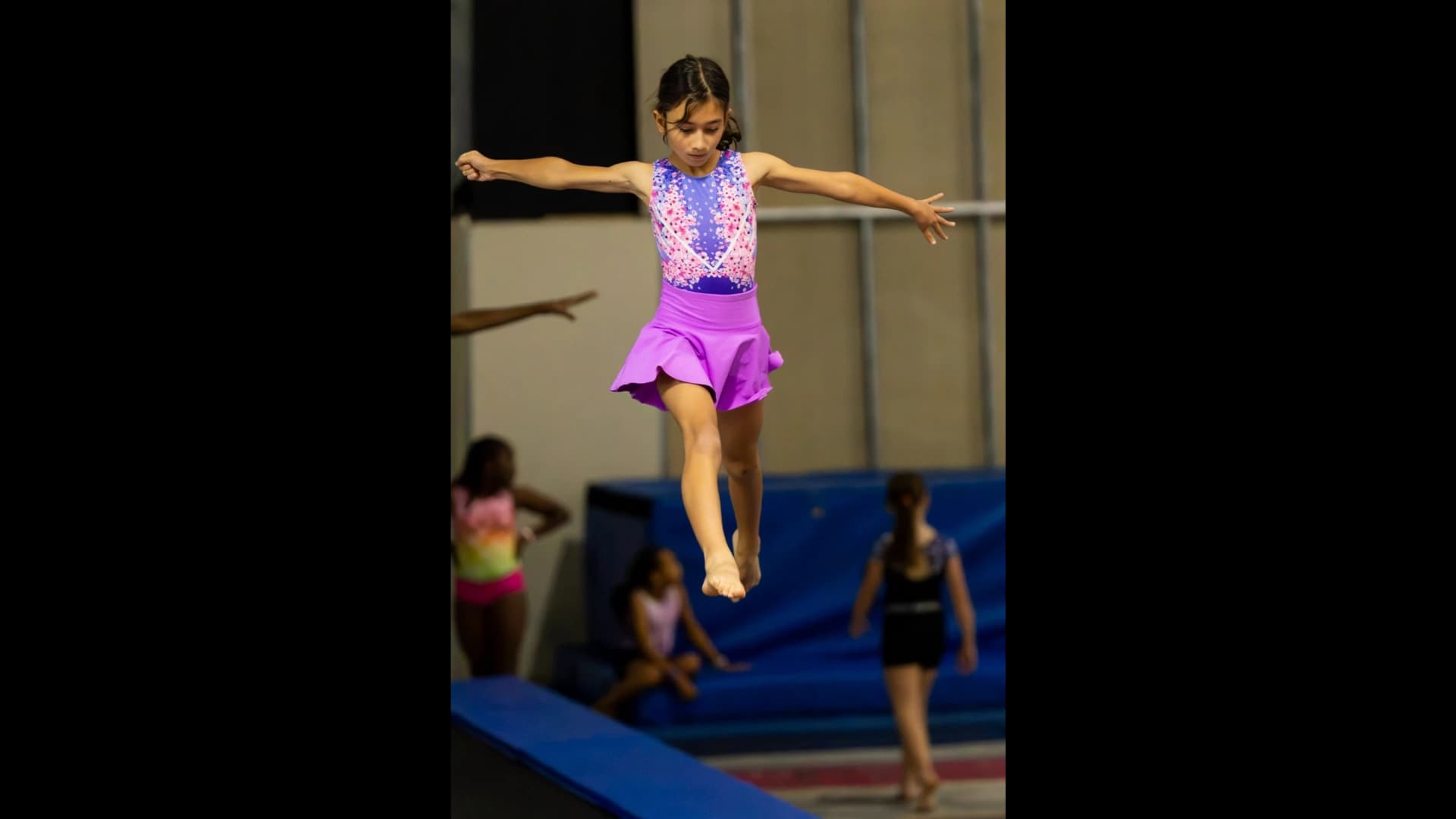 Advanced Jump Splits